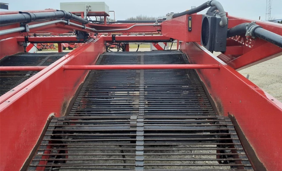 VSS AMAC VRA 3000 - Arracheuse de pommes de terre: photos 5 VSS AMAC VRA 3000 - Arracheuse de pommes de terre: photos 5