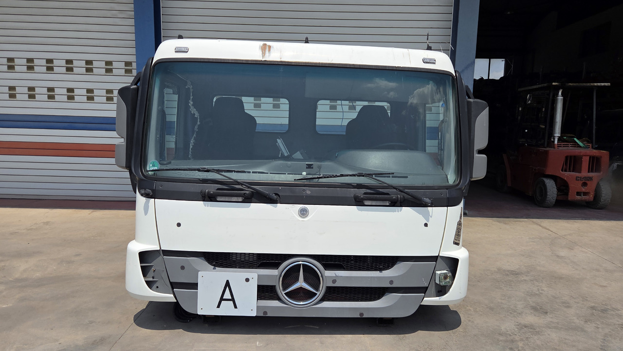 MERCEDES-BENZ ACTROS MP3 SHORT 9416002005 - Cabine: photos 1 MERCEDES-BENZ ACTROS MP3 SHORT 9416002005 - Cabine: photos 1