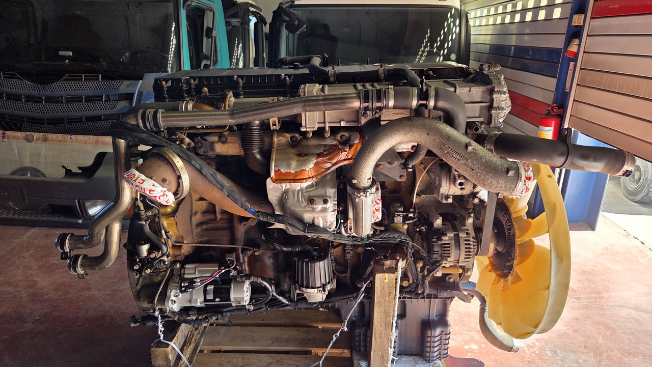 MERCEDES-BENZ ACTROS MP4 OM 471 LA EURO 6 - Moteur pour Camion: photos 5 MERCEDES-BENZ ACTROS MP4 OM 471 LA EURO 6 - Moteur pour Camion: photos 5