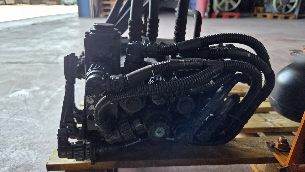 MERCEDES-BENZ STEERING UNIT - Volant: photos 4 MERCEDES-BENZ STEERING UNIT - Volant: photos 4