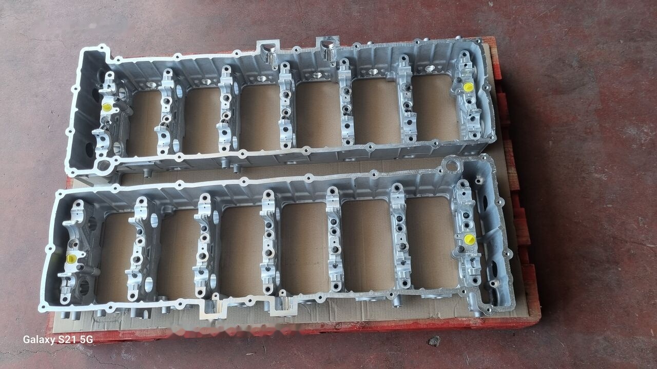 Mercedes-Benz CAMSHAFT HOUSING Mercedes-Benz ACTROS MP4 EURO 6 - Moteur et pièces pour Camion: photos 5 Mercedes-Benz CAMSHAFT HOUSING Mercedes-Benz ACTROS MP4 EURO 6 - Moteur et pièces pour Camion: photos 5