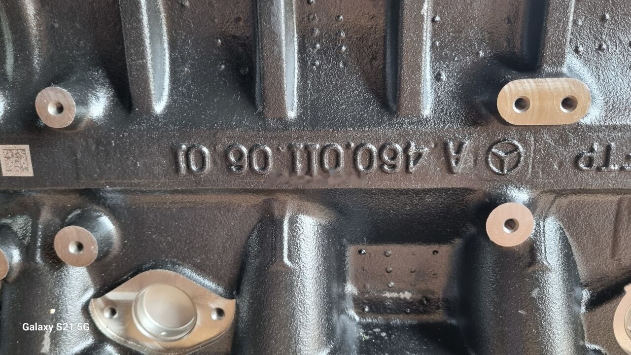 Mercedes-Benz OM 460 LA A 4600110601   Mercedes-Benz TOYRISMO - TRAVEGO - Bloc-cylindres pour Bus: photos 3 Mercedes-Benz OM 460 LA A 4600110601   Mercedes-Benz TOYRISMO - TRAVEGO - Bloc-cylindres pour Bus: photos 3