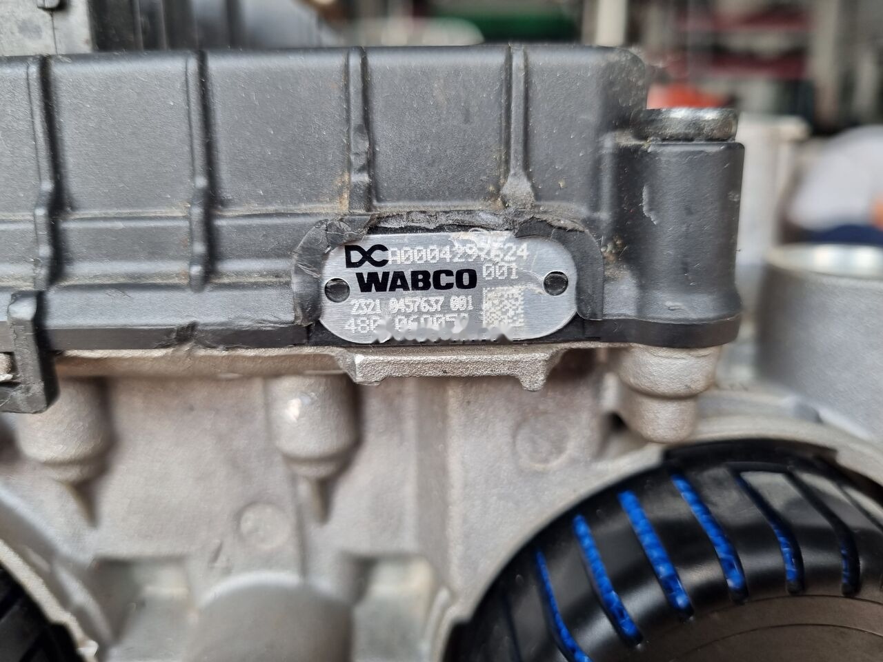 WABCO 4801060050 Mercedes-Benz ACTROS MP4 EURO 6 - Bloc de gestion pour Camion: photos 2 WABCO 4801060050 Mercedes-Benz ACTROS MP4 EURO 6 - Bloc de gestion pour Camion: photos 2