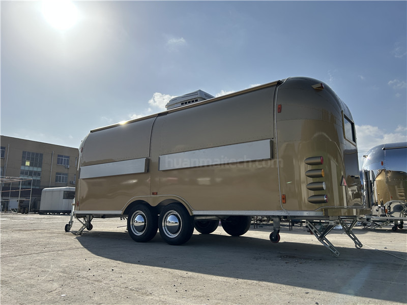 Food Truck Burger Food Truck, Salad Sandwich Food Trailer - Remorque magasin: photos 3 Food Truck Burger Food Truck, Salad Sandwich Food Trailer - Remorque magasin: photos 3
