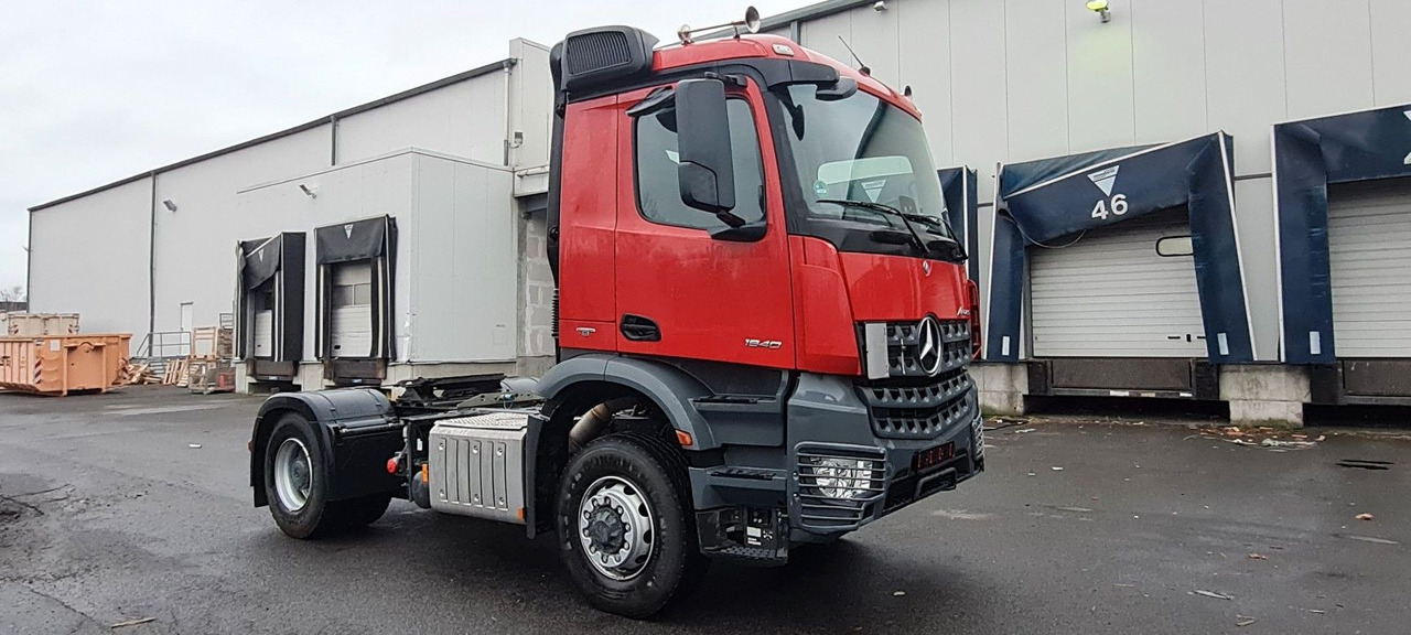 Mercedes-Benz Arocs 1840 HAD 4x4 nur 166.000 km ! - Tracteur routier: photos 2 Mercedes-Benz Arocs 1840 HAD 4x4 nur 166.000 km ! - Tracteur routier: photos 2