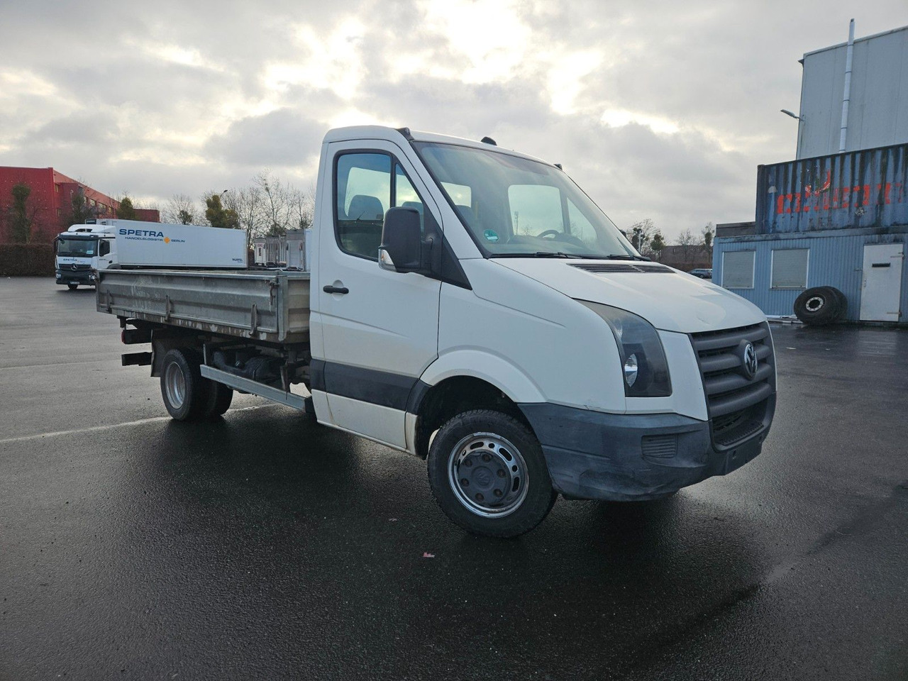 Volkswagen Crafter 50 - 2.5 TDI Dreiseitenkipper - Véhicule utilitaire benne: photos 1 Volkswagen Crafter 50 - 2.5 TDI Dreiseitenkipper - Véhicule utilitaire benne: photos 1