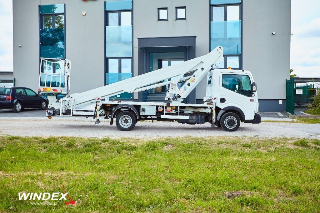 CMC PLA 250 - Camion avec nacelle: photos 2 CMC PLA 250 - Camion avec nacelle: photos 2