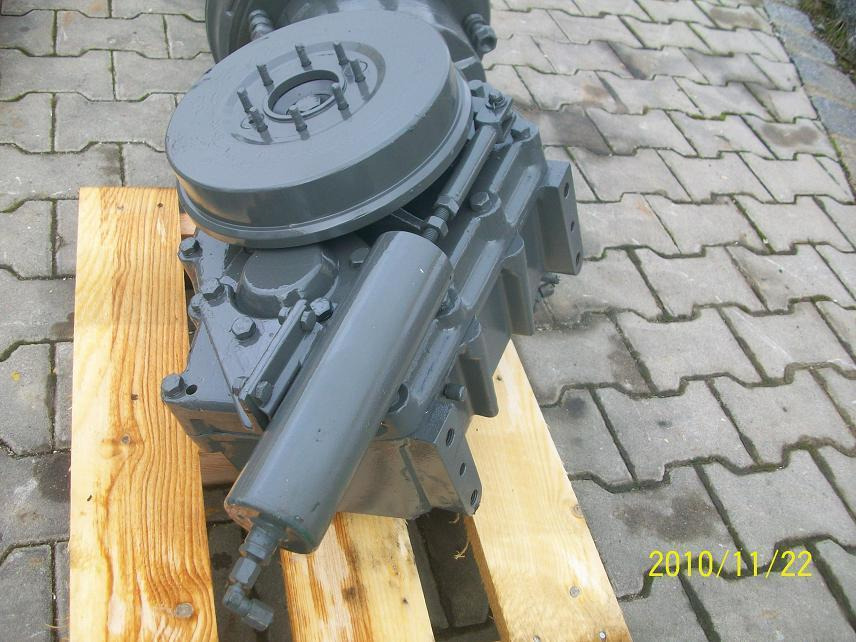 Atlas 1304 - Transmission pour Engins de chantier: photos 2 Atlas 1304 - Transmission pour Engins de chantier: photos 2