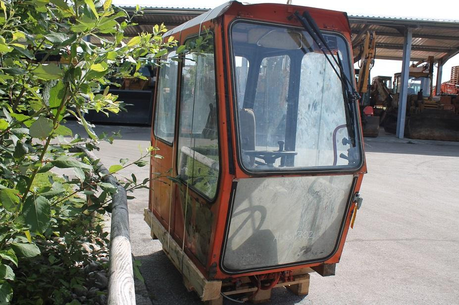 Atlas 1702D - Cabine pour Engins de chantier: photos 5 Atlas 1702D - Cabine pour Engins de chantier: photos 5