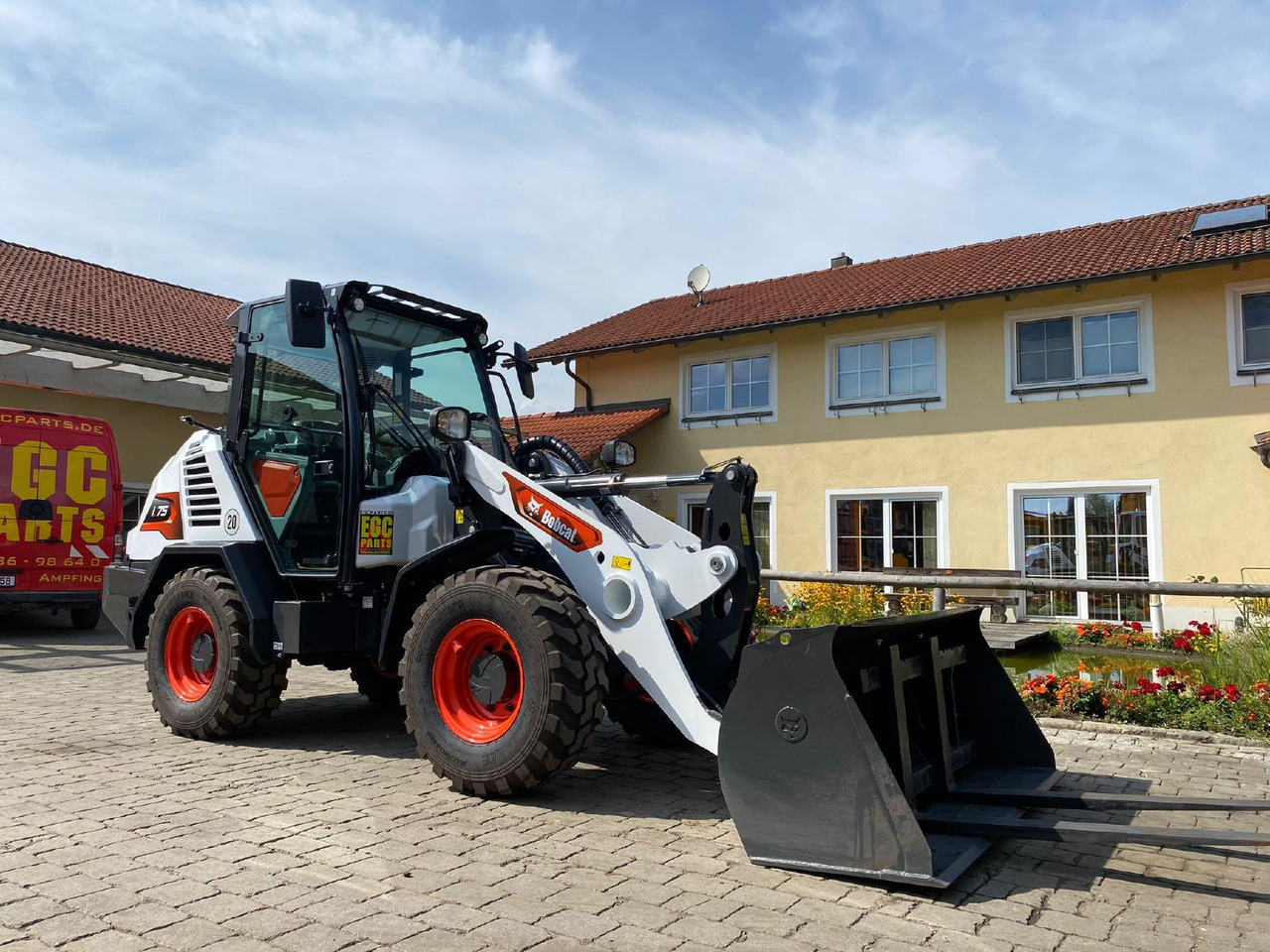 Bobcat L75 - Chargeuse sur pneus: photos 2 Bobcat L75 - Chargeuse sur pneus: photos 2