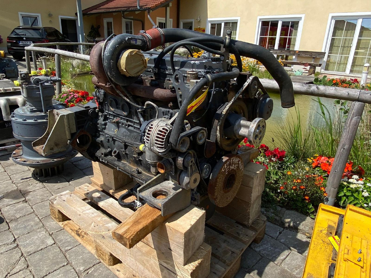 CNH F4HE9684H aus New Holland E 305 - Moteur pour Engins de chantier: photos 2 CNH F4HE9684H aus New Holland E 305 - Moteur pour Engins de chantier: photos 2