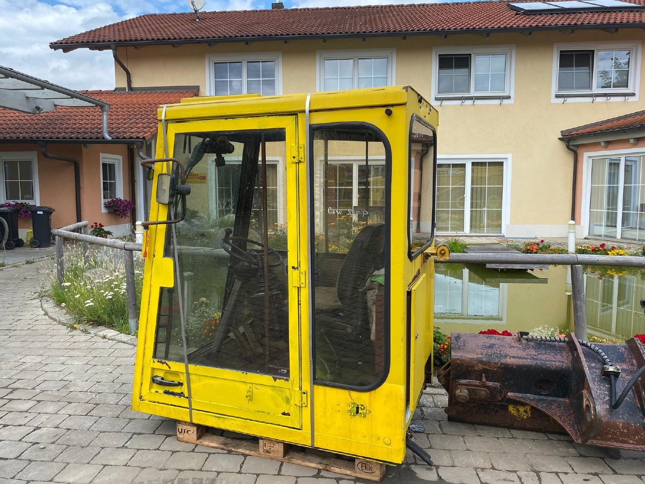 Case 888 P - Cabine pour Engins de chantier: photos 1 Case 888 P - Cabine pour Engins de chantier: photos 1