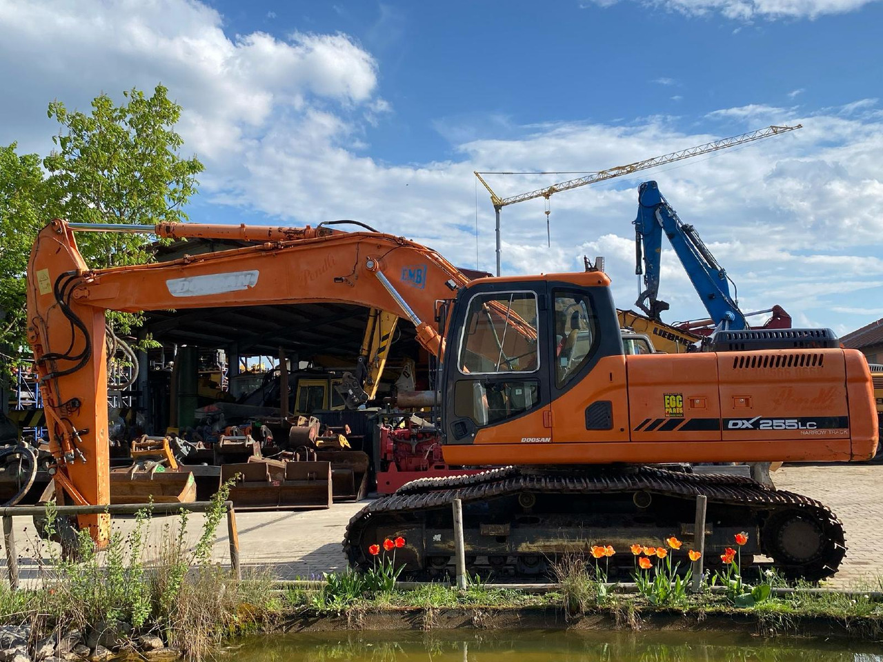 Doosan DX 255 LC - Pelle sur chenille: photos 1 Doosan DX 255 LC - Pelle sur chenille: photos 1