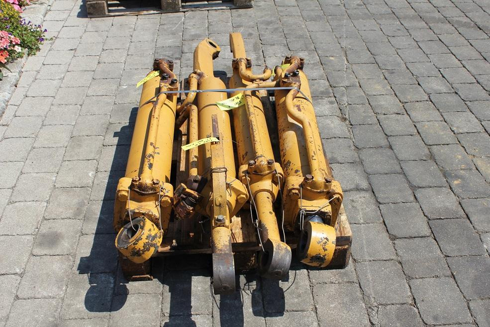 Fiat FL 10 C Laderaupe - Vérin hydraulique pour Engins de chantier: photos 2 Fiat FL 10 C Laderaupe - Vérin hydraulique pour Engins de chantier: photos 2