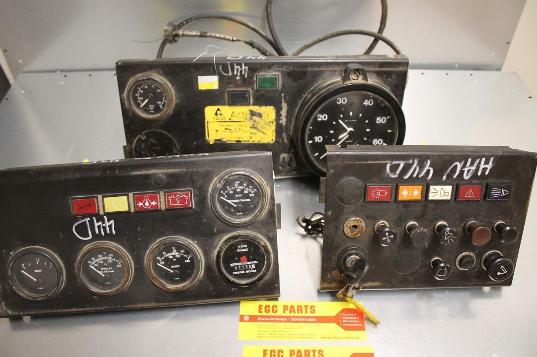 Hanomag 44D - Panel de instrumentos pour Engins de chantier: photos 2 Hanomag 44D - Panel de instrumentos pour Engins de chantier: photos 2