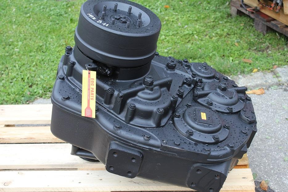 Hanomag ZF 4W35 aus B11 - Boîte de vitesse pour Engins de chantier: photos 1 Hanomag ZF 4W35 aus B11 - Boîte de vitesse pour Engins de chantier: photos 1