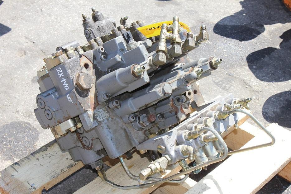 Hitachi ZX 140W - Valve hydraulique pour Engins de chantier: photos 4 Hitachi ZX 140W - Valve hydraulique pour Engins de chantier: photos 4