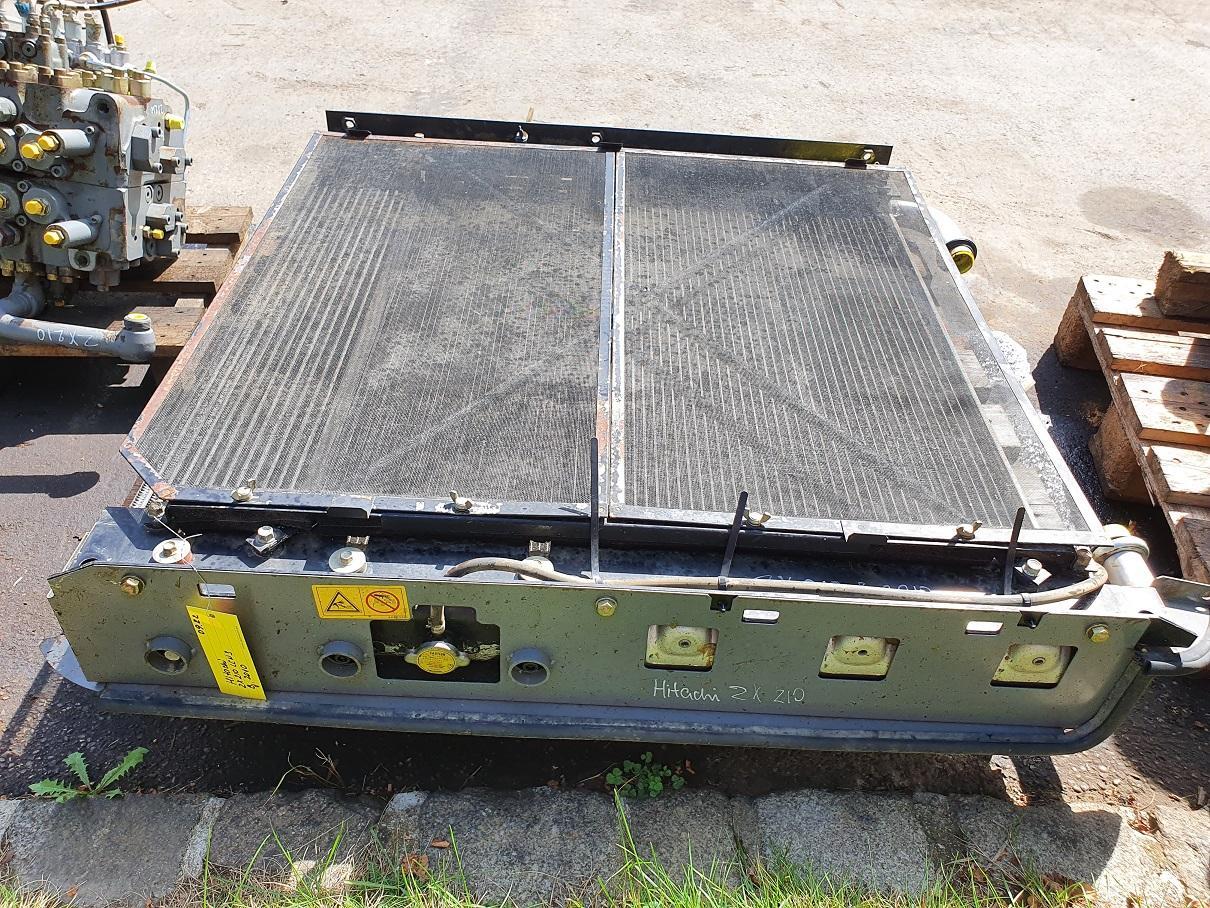 Hitachi ZX 210 LC N3 - Système de refroidissement pour Engins de chantier: photos 2 Hitachi ZX 210 LC N3 - Système de refroidissement pour Engins de chantier: photos 2