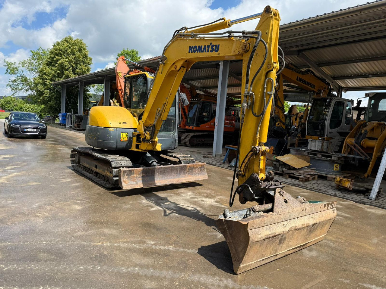 Komatsu PC 80 MR -3 - Pelle sur chenille: photos 4 Komatsu PC 80 MR -3 - Pelle sur chenille: photos 4