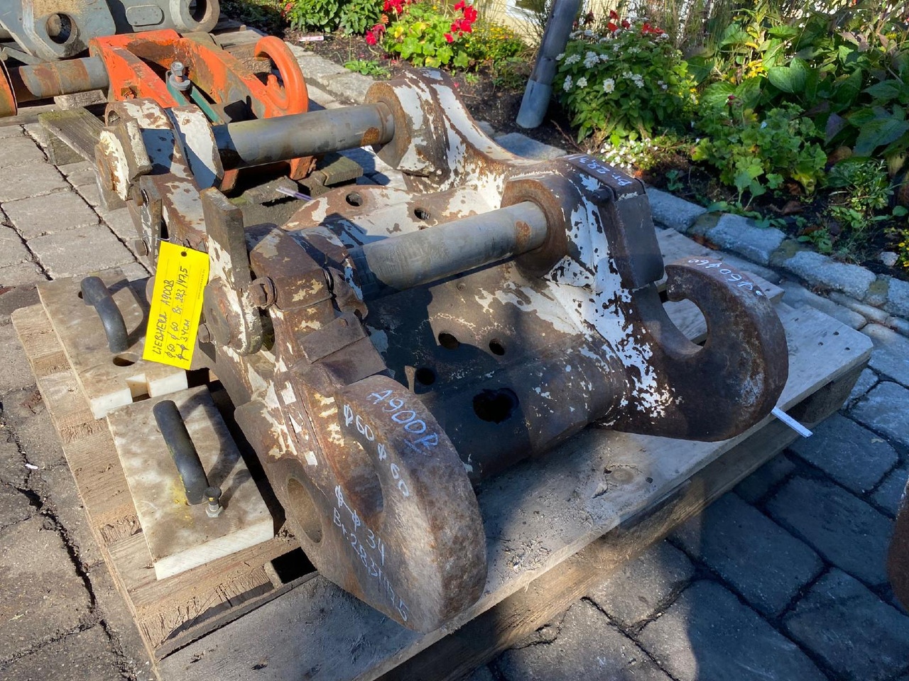 Liebherr A900B - Attache rapide: photos 2 Liebherr A900B - Attache rapide: photos 2