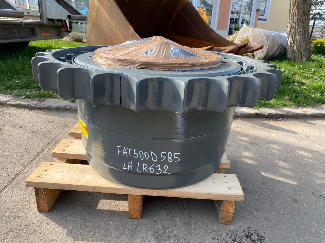 Liebherr FAT 500D585 aus PR 632 - Moteur de translation pour Engins de chantier: photos 1 Liebherr FAT 500D585 aus PR 632 - Moteur de translation pour Engins de chantier: photos 1