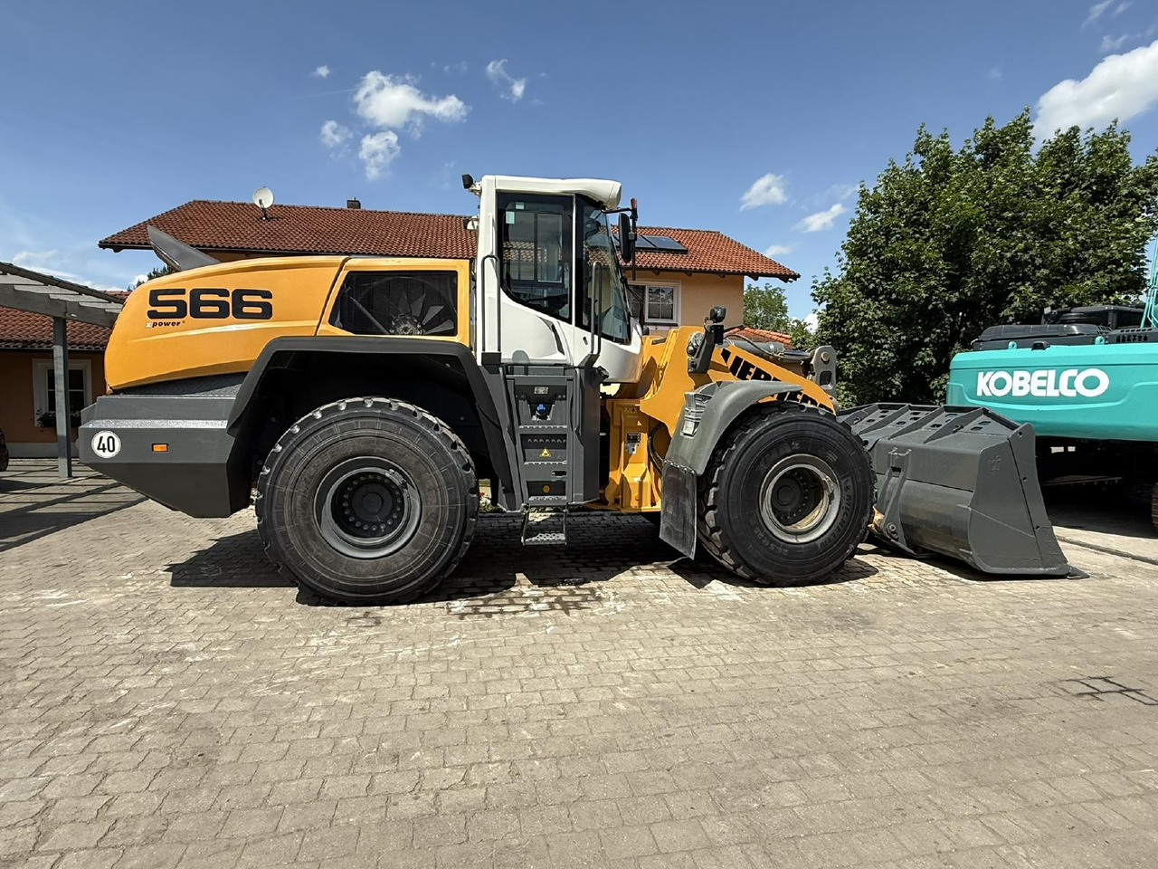 Liebherr L 566 X Power - Chargeuse sur pneus: photos 1 Liebherr L 566 X Power - Chargeuse sur pneus: photos 1