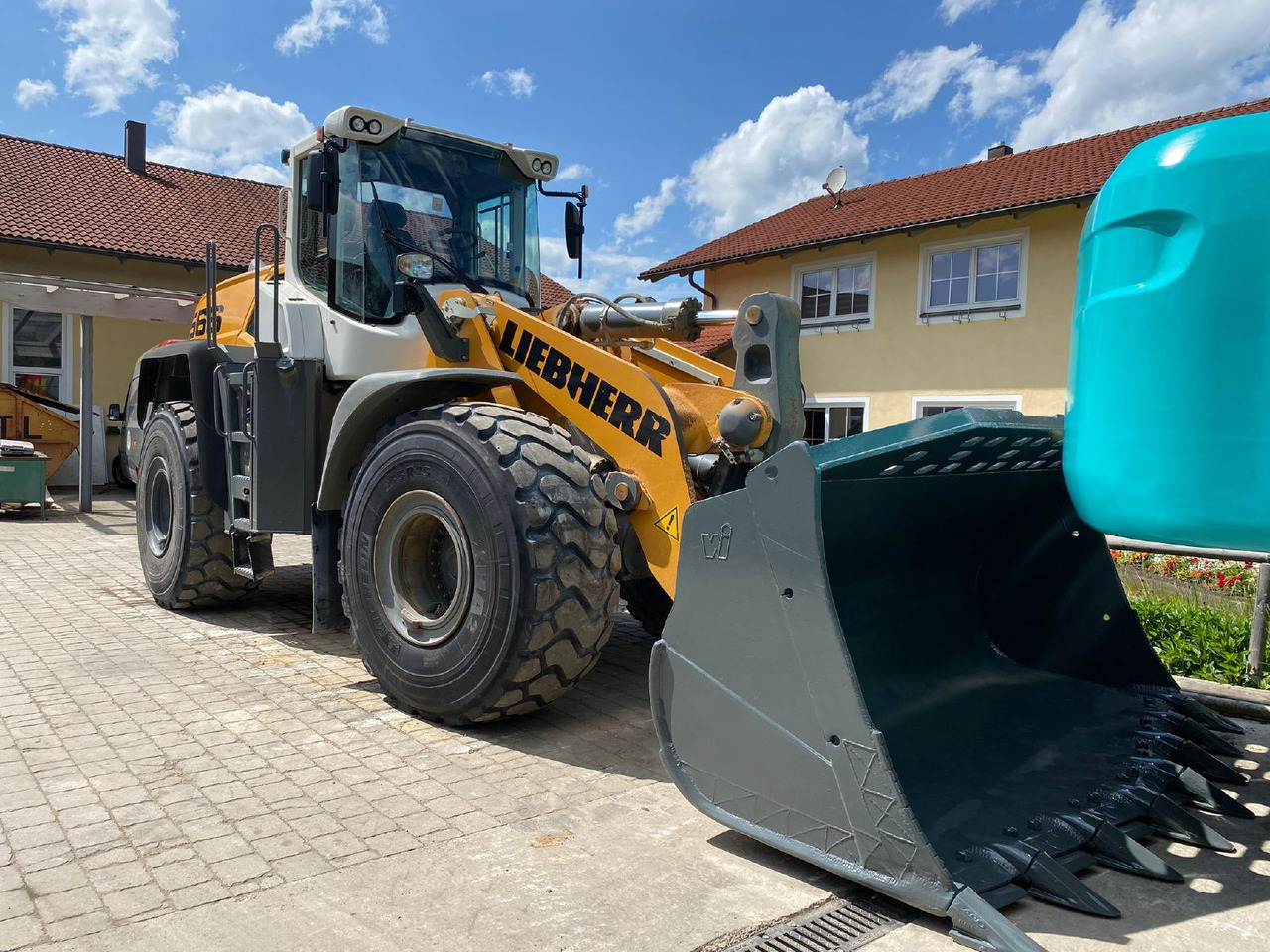 Liebherr L 566 X Power - Chargeuse sur pneus: photos 5 Liebherr L 566 X Power - Chargeuse sur pneus: photos 5