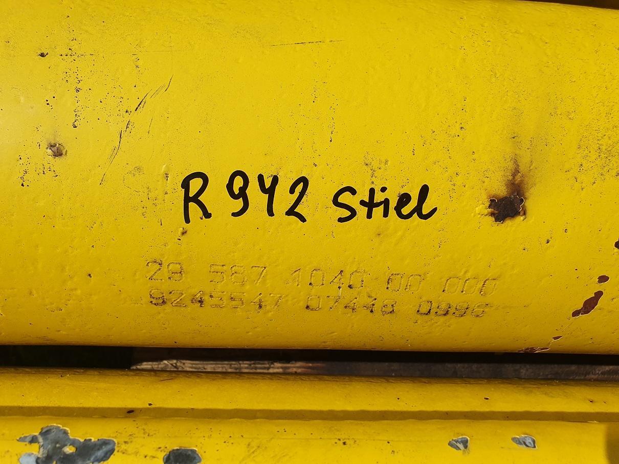 Liebherr R 942 - Vérin hydraulique pour Engins de chantier: photos 5 Liebherr R 942 - Vérin hydraulique pour Engins de chantier: photos 5