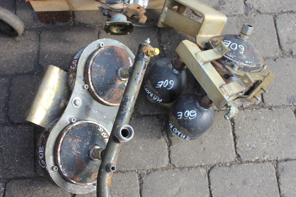 Hanomag 60 E - Pièces de rechange pour Chargeuse sur pneus: photos 3 Hanomag 60 E - Pièces de rechange pour Chargeuse sur pneus: photos 3