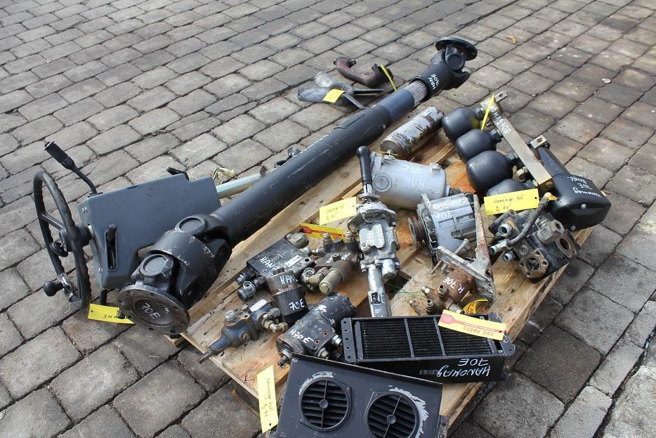 Hanomag 70E - Pièces de rechange pour Chargeuse sur pneus: photos 4 Hanomag 70E - Pièces de rechange pour Chargeuse sur pneus: photos 4