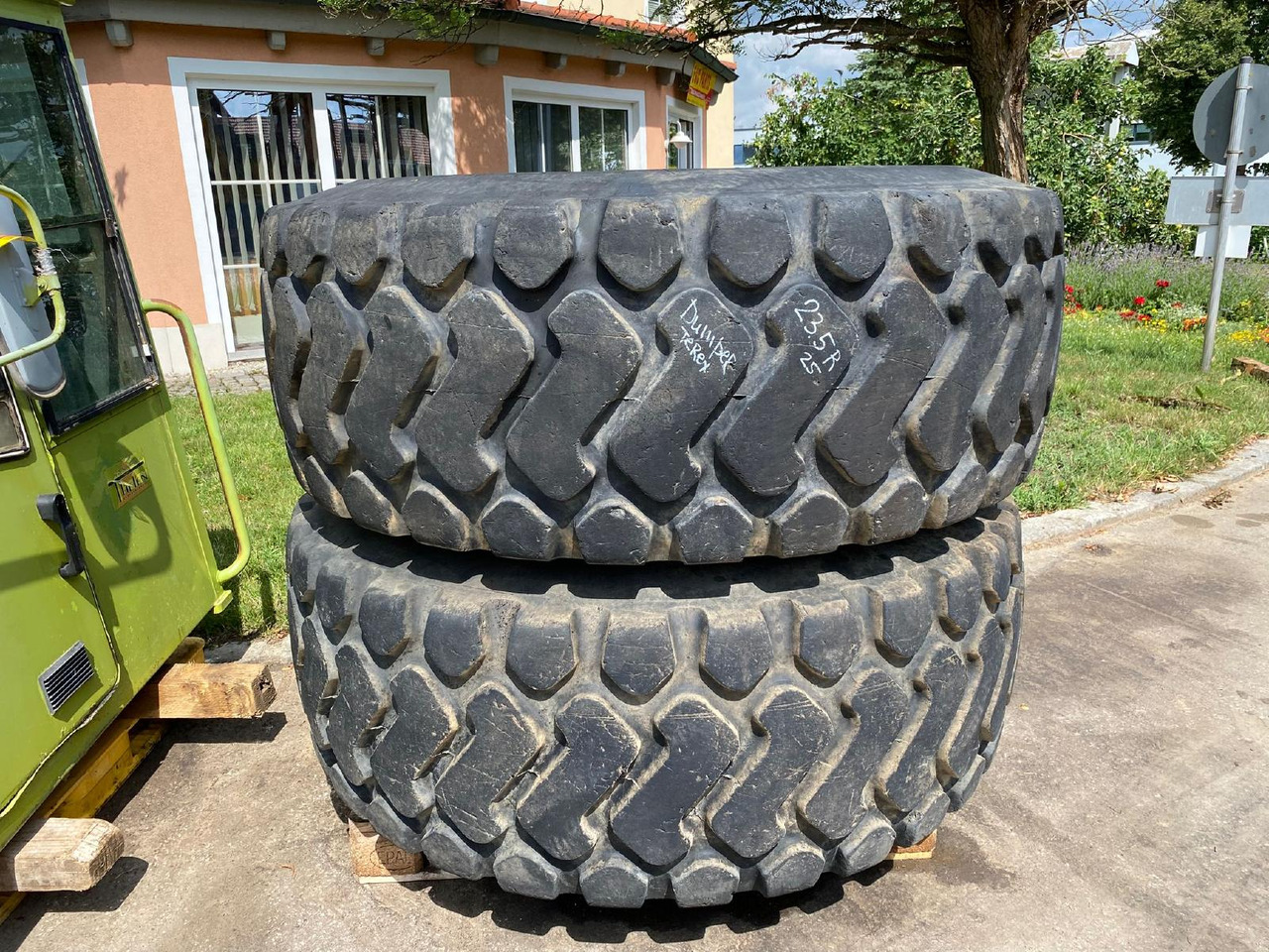 Terex 23,5R 25 aus 3066 - Pneu pour Tombereau: photos 3 Terex 23,5R 25 aus 3066 - Pneu pour Tombereau: photos 3