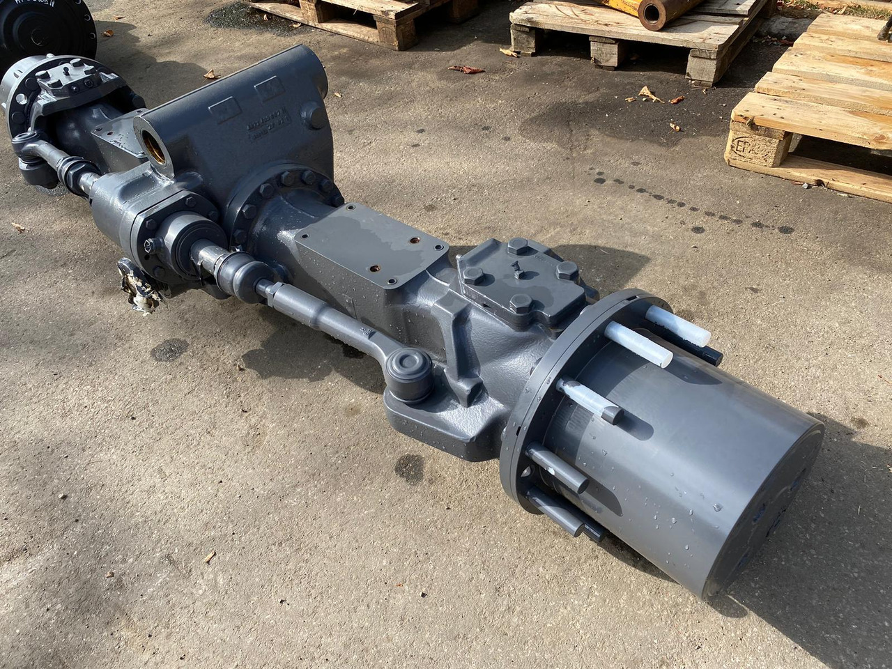 ZF MS E3070 - Essieu et pièces pour Engins de chantier: photos 2 ZF MS E3070 - Essieu et pièces pour Engins de chantier: photos 2