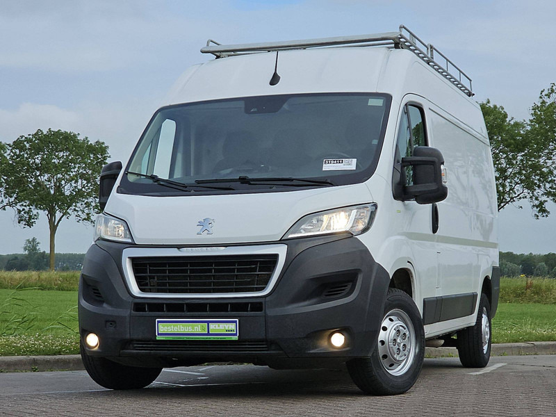Peugeot Boxer 2.2 L2H2 Imperiaal Navi - Fourgon utilitaire: photos 1 Peugeot Boxer 2.2 L2H2 Imperiaal Navi - Fourgon utilitaire: photos 1