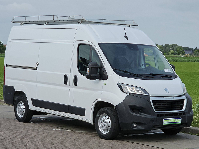 Peugeot Boxer 2.2 L2H2 Imperiaal Navi - Fourgon utilitaire: photos 4 Peugeot Boxer 2.2 L2H2 Imperiaal Navi - Fourgon utilitaire: photos 4