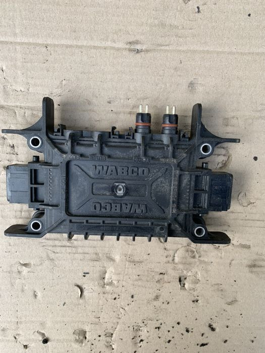04801020140 WABCO 04801020140 - Système électrique pour Camion: photos 3 04801020140 WABCO 04801020140 - Système électrique pour Camion: photos 3