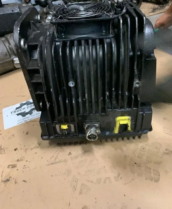Do Autobusu Volvo B5LH E5 K202733 HCS K202733 - Compresseur pour Camion: photos 1 Do Autobusu Volvo B5LH E5 K202733 HCS K202733 - Compresseur pour Camion: photos 1