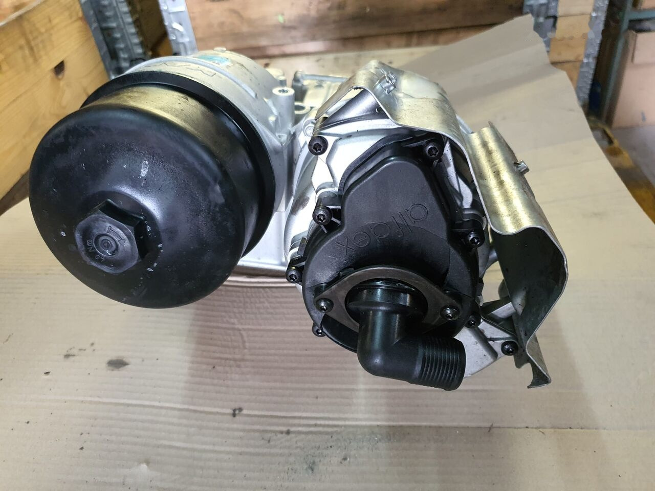 Mann-Filter MAN EURO 6 TGA TGX MAN TGX / TGS Euro 6 truck - Filtre à huile pour Camion: photos 3 Mann-Filter MAN EURO 6 TGA TGX MAN TGX / TGS Euro 6 truck - Filtre à huile pour Camion: photos 3