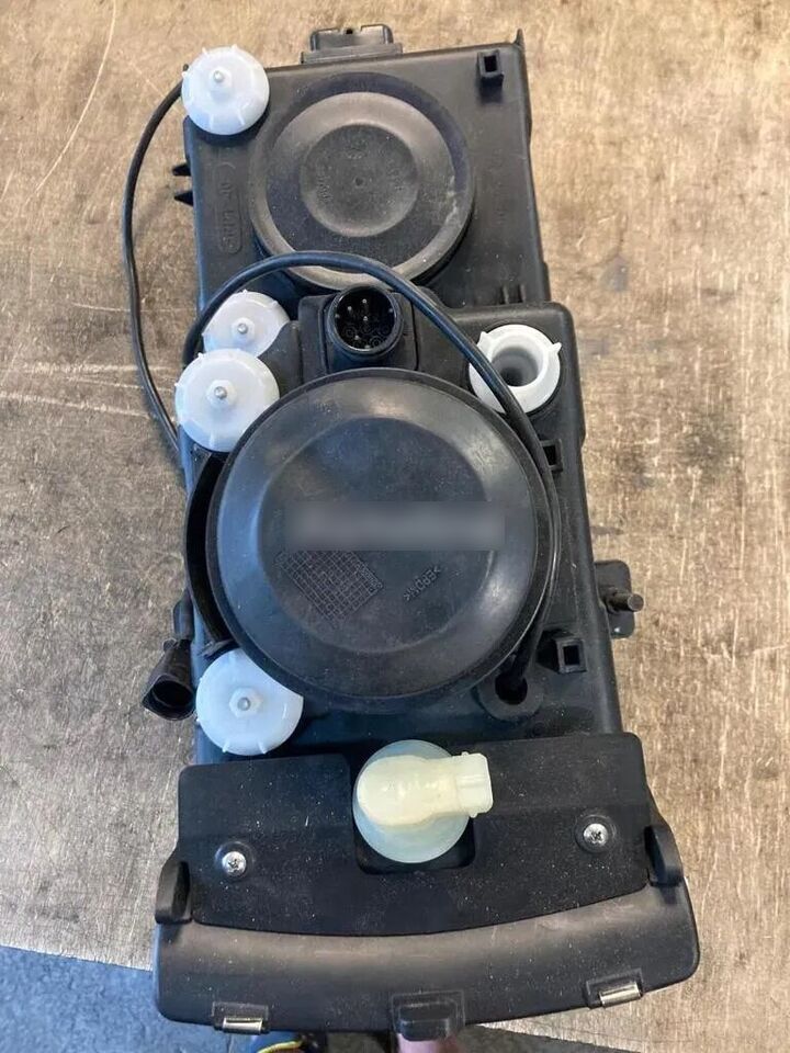Nowa Lewa Lampa Daf XF 105 TD01-61-006XL - Lumière/ Éclairage pour Camion: photos 2 Nowa Lewa Lampa Daf XF 105 TD01-61-006XL - Lumière/ Éclairage pour Camion: photos 2
