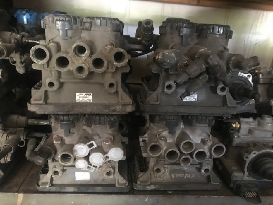 REGENER K001411 Renault Premium DXI VOLVO FH - Valve de frein pour Camion: photos 2 REGENER K001411 Renault Premium DXI VOLVO FH - Valve de frein pour Camion: photos 2
