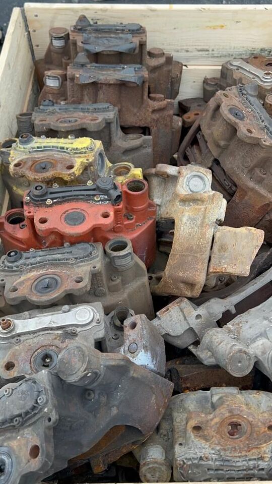 Scania SN7 HPI XPI R K003813 / K003809 Scania - Étrier de frein pour Camion: photos 3 Scania SN7 HPI XPI R K003813 / K003809 Scania - Étrier de frein pour Camion: photos 3