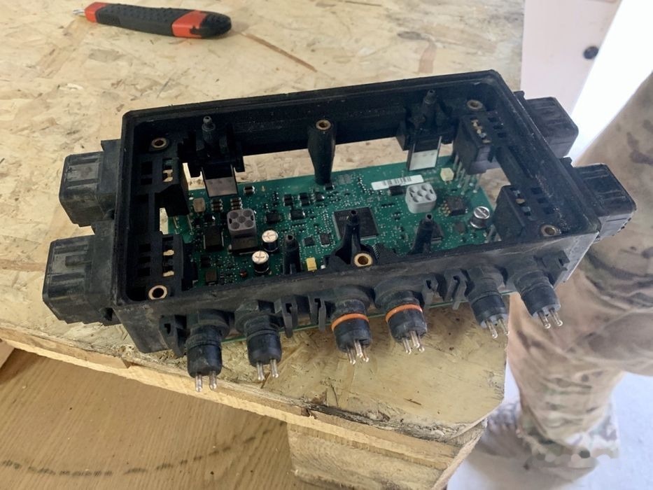 WABCO Elektronika D E TEBS E Modulator naczepa hurt części - Fusible pour Remorque: photos 1 WABCO Elektronika D E TEBS E Modulator naczepa hurt części - Fusible pour Remorque: photos 1