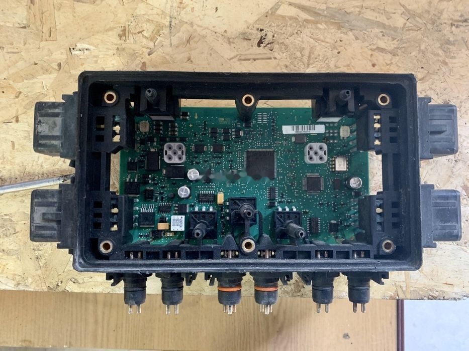 WABCO Elektronika D E TEBS E Modulator naczepa hurt części - Fusible pour Remorque: photos 2 WABCO Elektronika D E TEBS E Modulator naczepa hurt części - Fusible pour Remorque: photos 2