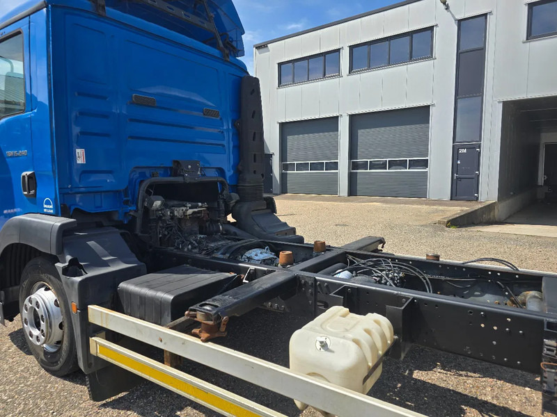 MAN TGM 15.240 TGM BDF - Camion porte-conteneur/ Caisse mobile: photos 5 MAN TGM 15.240 TGM BDF - Camion porte-conteneur/ Caisse mobile: photos 5