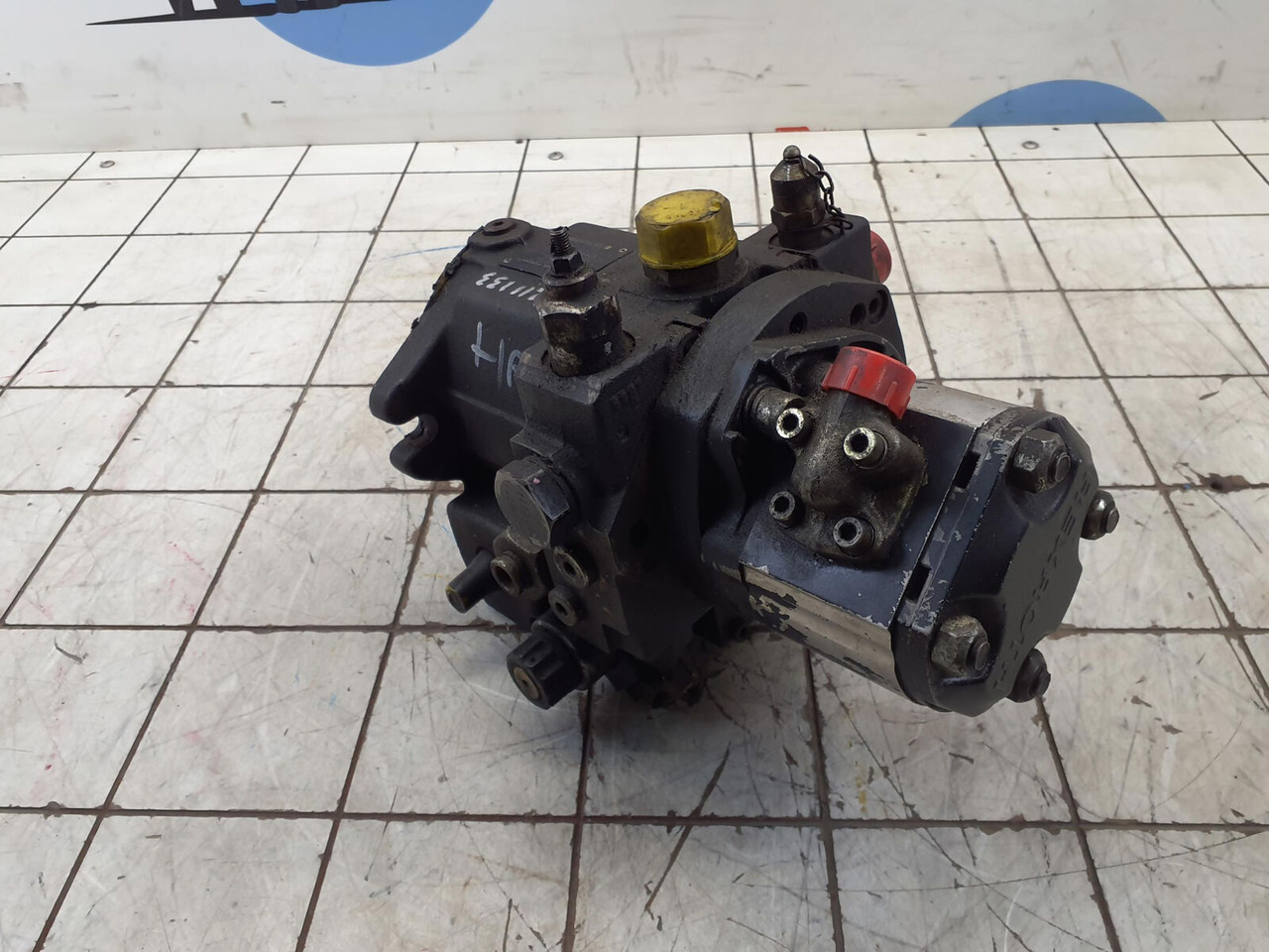 BRUENINGHAUS HYDROMATIK hydraulic pump - Pompe hydraulique pour Grue mobile: photos 3 BRUENINGHAUS HYDROMATIK hydraulic pump - Pompe hydraulique pour Grue mobile: photos 3