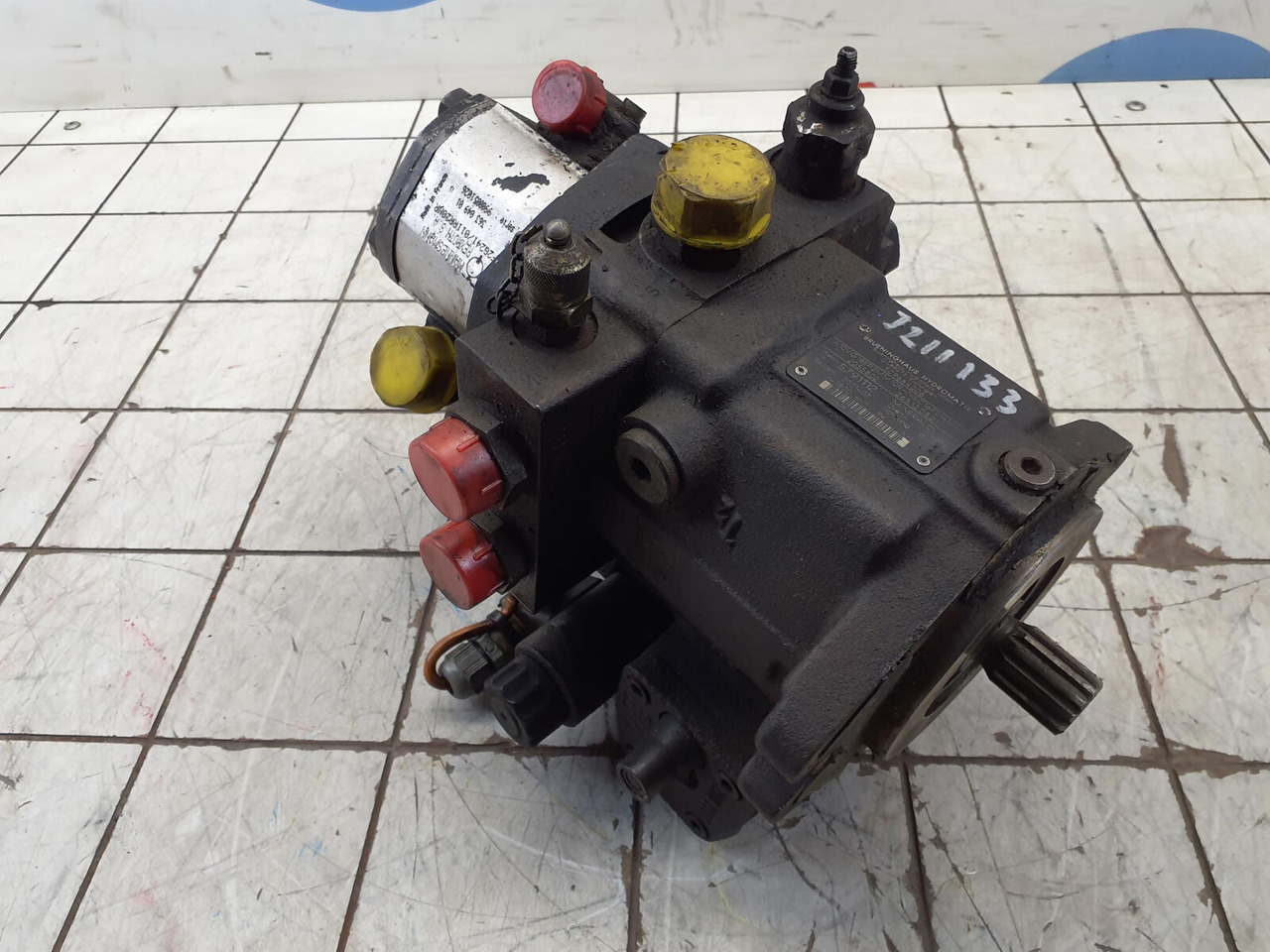 BRUENINGHAUS HYDROMATIK hydraulic pump - Pompe hydraulique pour Grue mobile: photos 1 BRUENINGHAUS HYDROMATIK hydraulic pump - Pompe hydraulique pour Grue mobile: photos 1