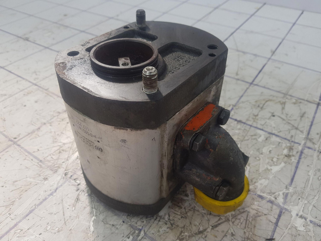 Bosch Bosch gear pump - Pompe hydraulique pour Grue mobile: photos 3 Bosch Bosch gear pump - Pompe hydraulique pour Grue mobile: photos 3