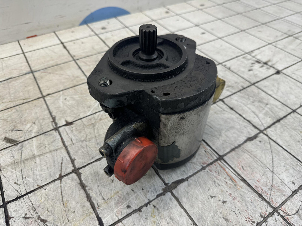 Bosch Bosch gear pump - Pompe hydraulique pour Grue mobile: photos 2 Bosch Bosch gear pump - Pompe hydraulique pour Grue mobile: photos 2