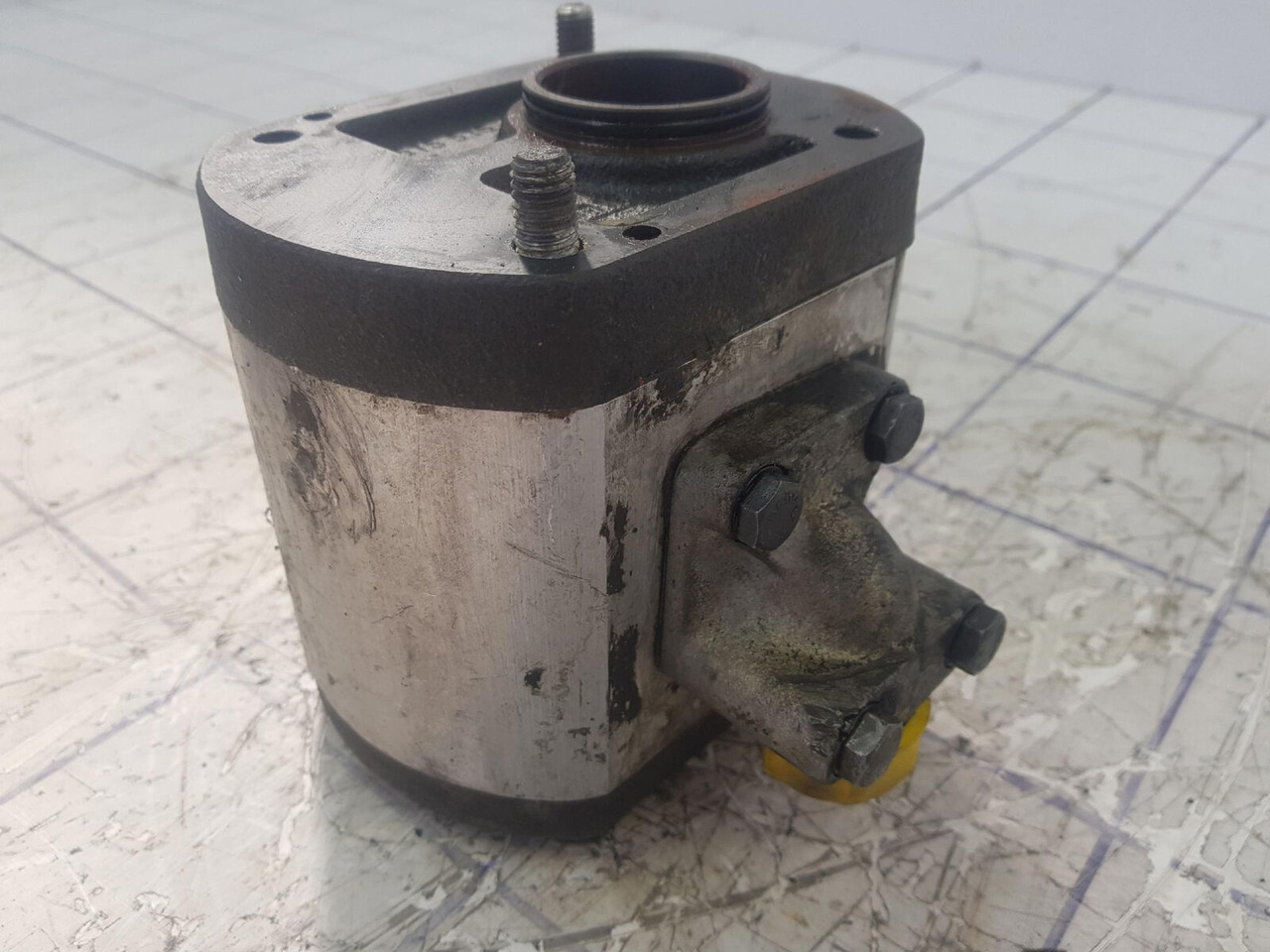 Bosch Bosch gear pump - Pompe hydraulique pour Grue mobile: photos 2 Bosch Bosch gear pump - Pompe hydraulique pour Grue mobile: photos 2