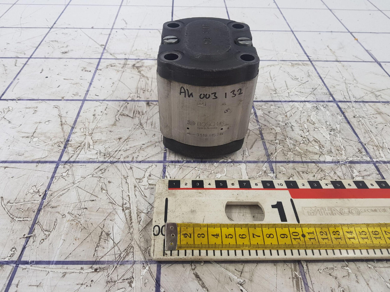 Bosch Bosch gear pump - Pompe hydraulique pour Grue mobile: photos 1 Bosch Bosch gear pump - Pompe hydraulique pour Grue mobile: photos 1