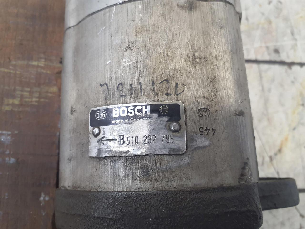 Pompe de support pour Grue mobile Bosch LTM 1090 emergency steering pump: photos 6